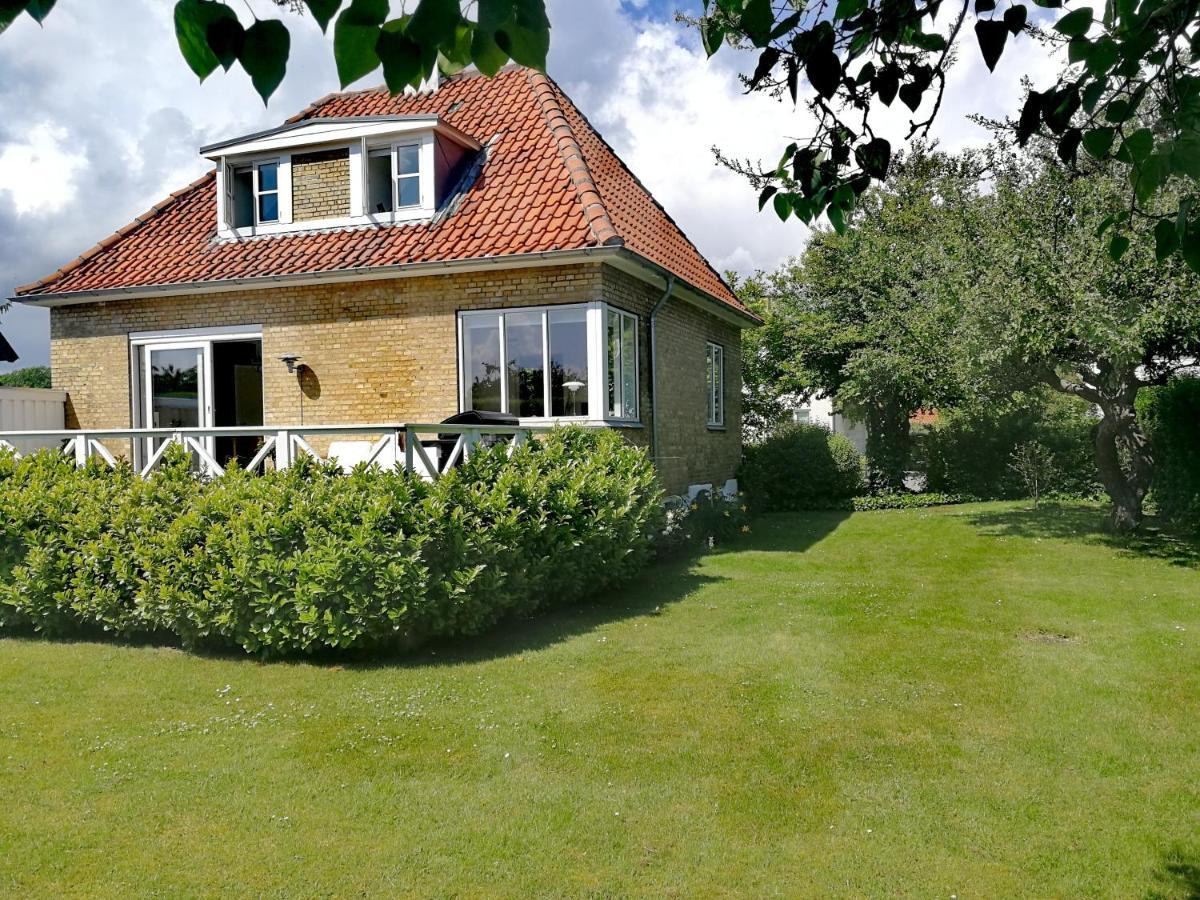Room In A Danish Cottage With Garden View, 10 Min To Cph Gentofte Eksteriør billede