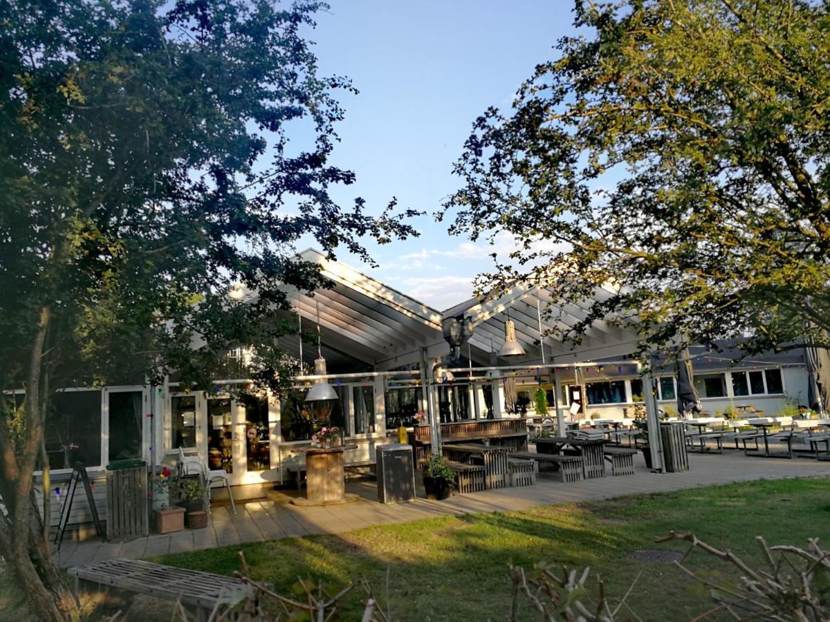 Room In A Danish Cottage With Garden View, 10 Min To Cph Gentofte Eksteriør billede