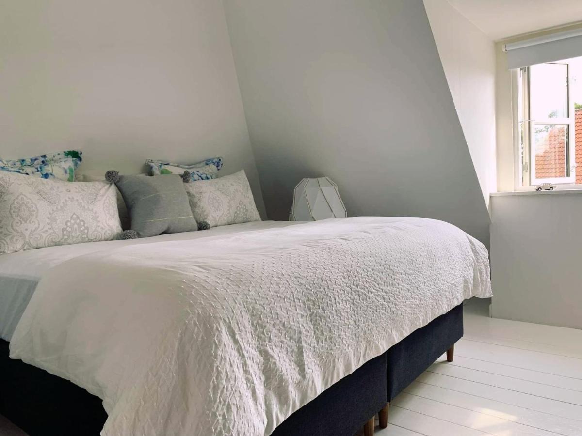 Room In A Danish Cottage With Garden View, 10 Min To Cph Gentofte Eksteriør billede